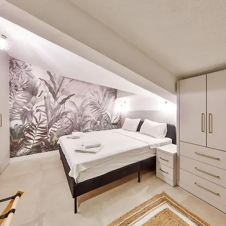 Aparthotel Yaz