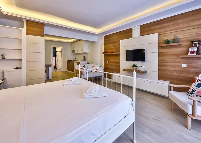 Yaz Aparthotel 3*