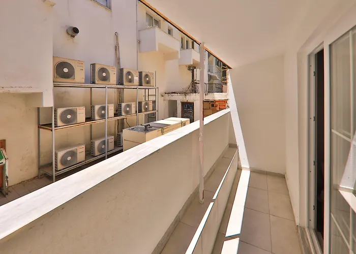 Yaz Aparthotel 3*