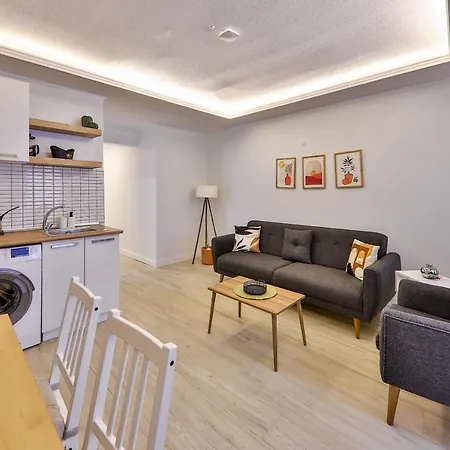 Yaz Aparthotel 2*